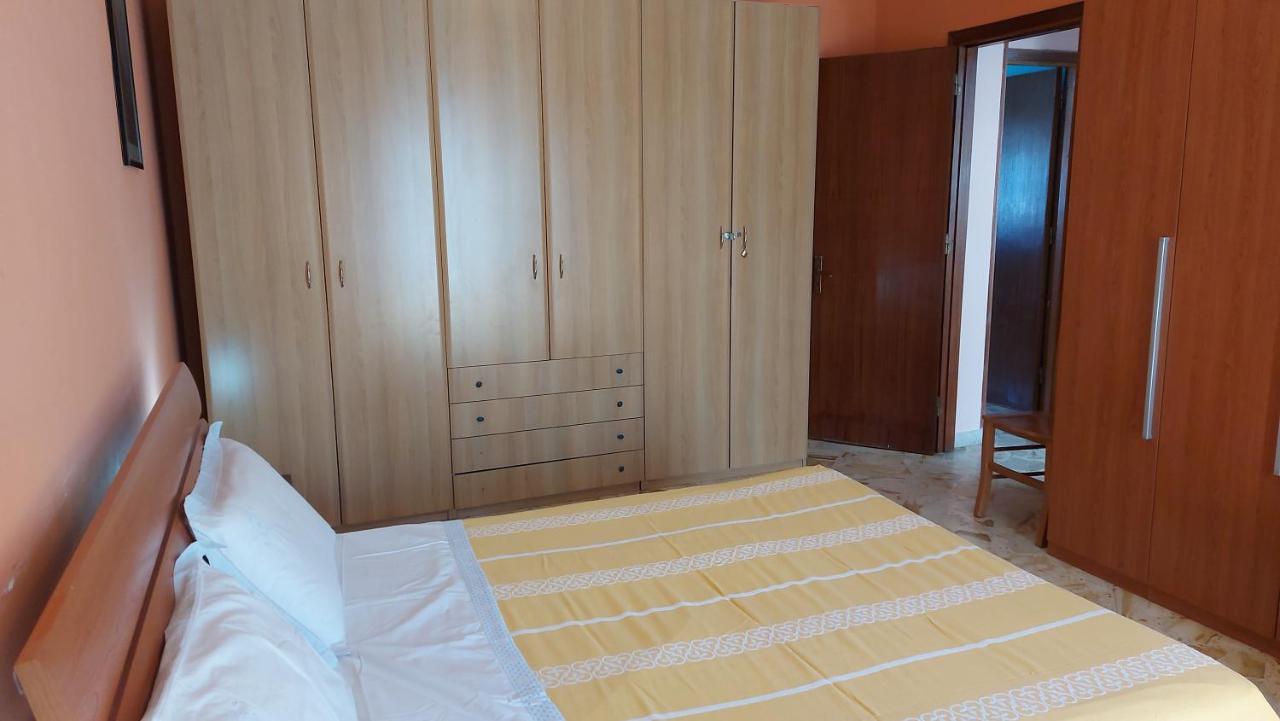 Casa Floridea -Mediterranea Sicilia Apt Cefalù Buitenkant foto